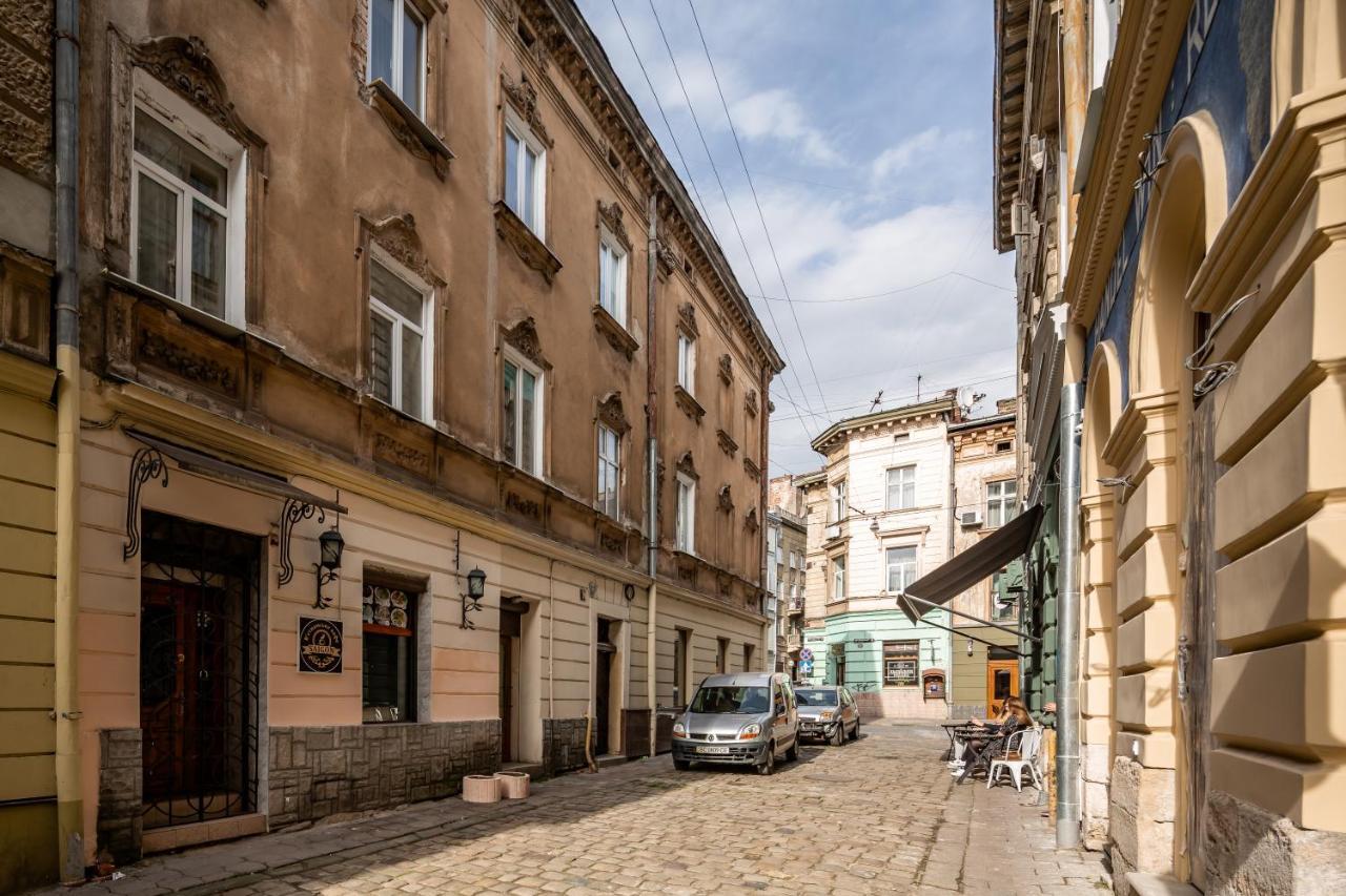 Apartment On Yana Zhizhky Lviv Bagian luar foto